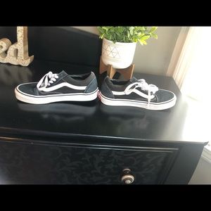 Vans black old skool sneaker